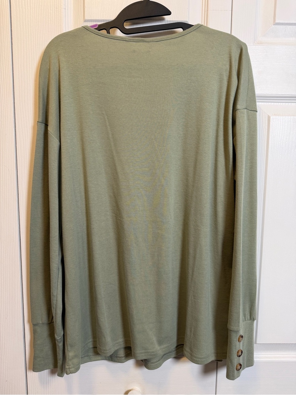 Dokotoo NWT Sage Green V Neck Long Sleeve Knit Top Size Large Casual Oversized - Picture 5 of 9
